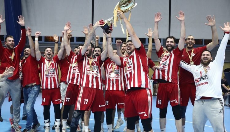 Χάντμπολ:-Πρωταθλητής-Ελλάδας-ο-Ολυμπιακός