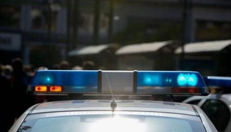 Λάρισα:-Τον-τράβηξαν-έξω-από-αυτοκίνητο,-τον-ξυλοκόπησαν-και-του-άρπαξαν-370-ευρώ