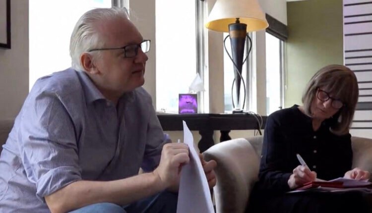 eλεύθερος-o-Τζούλιαν-Ασάνζ