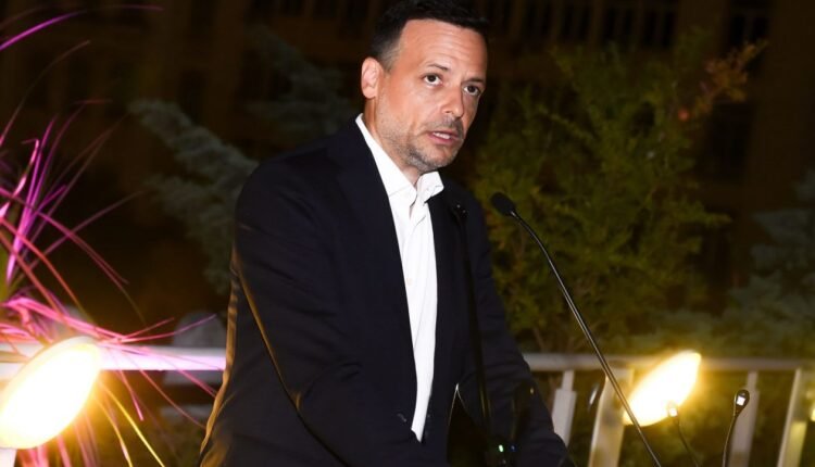 Μυστική-συνάντηση-Χάρη-Δούκα-με-100-μέλη-της-ΚΕ-–-Ποιοι-έδωσαν-το-«παρών»