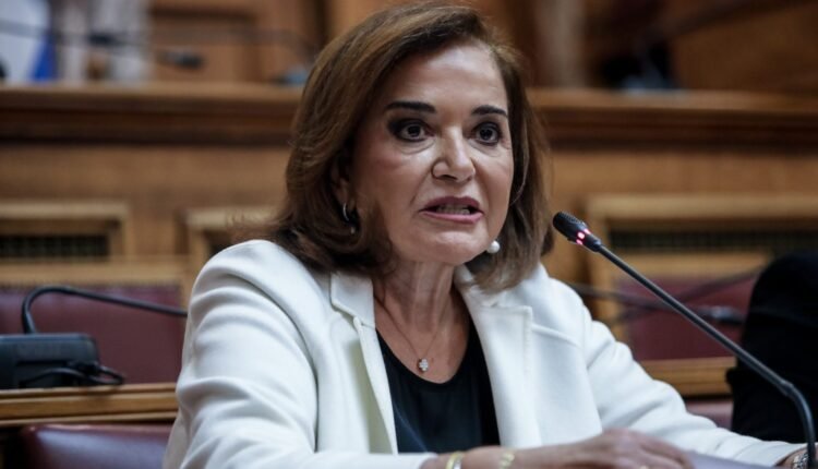 Ανησυχία-γι-αυτό-που-έρχεται:-«Δεν-έπρεπε-να-είχαμε-εμπλακεί-στον-πόλεμο-στην-Ουκρανία»-λέει-τώρα-η-Ν.Μπακογιάννη