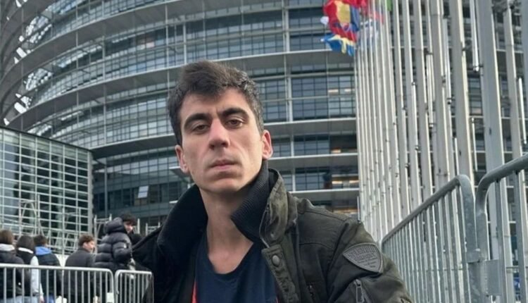 Ο-Κύπριος-youtuber-Φειδίας-Παναγιώτου-αποκάλυψε-πόσα-λεφτά-βγάζει-τον-μήνα-ως-ευρωβουλευτής