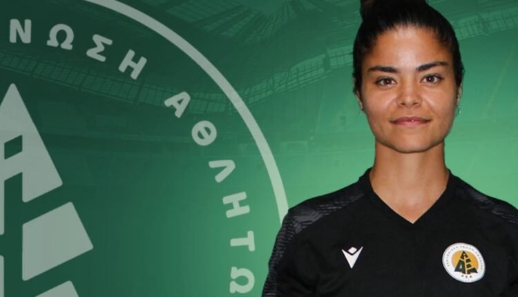 Ποδόσφαιρο-Γυναικών:-Ανανέωσε-στον-ΑΟ-ΡΕΑ-η-Ελευθερία-Δαφέρμου
