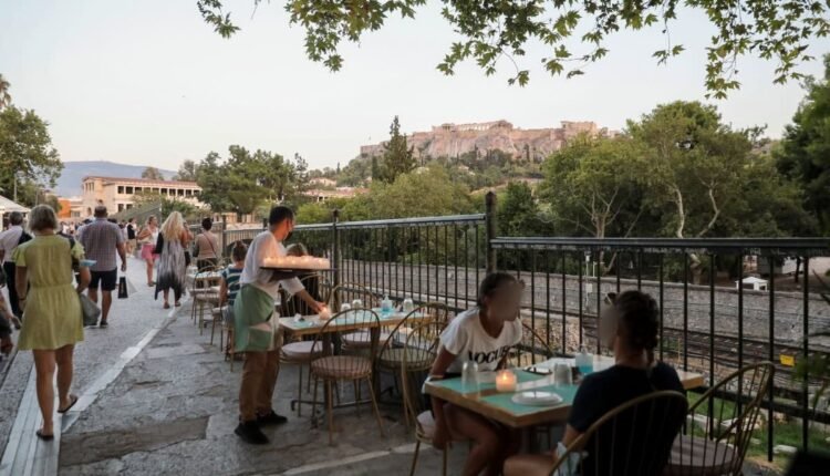Σάλος:-Ζητούν-πίσω-χιλιάδες-ευρώ-από-επιδοτήσεις-λογαριασμών-ρεύματος