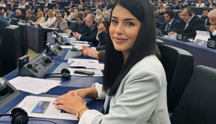 Δήλωση-καταδίκης-της-τουρκικής-εισβολής-στην-Κύπρο-στο-Ευρωκοινοβούλιο-με-πρωτοβουλία-της-Λατινοπούλου