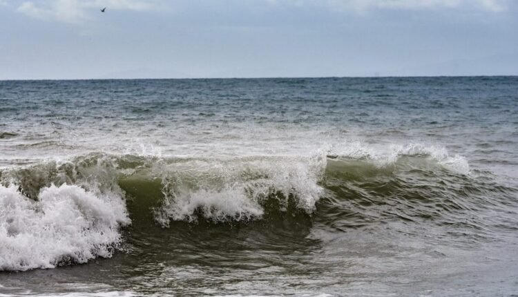 Βόλος:-Τελευταίο-μπάνιο-για-88χρονο-στην-παραλία-της-Αγίας-Μαρίνας