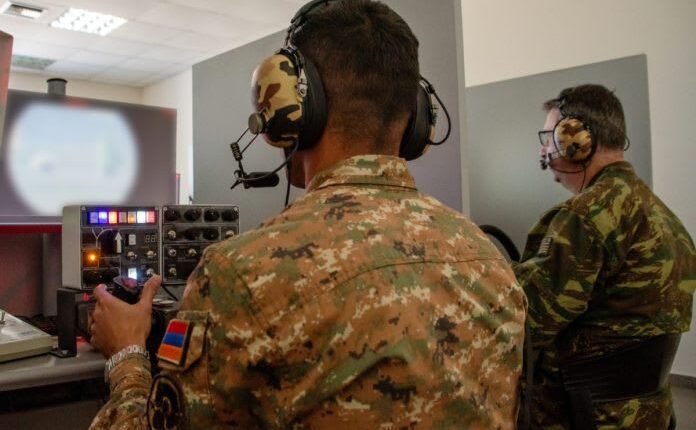 Ιράν-και-Αρμενία-υπέγραψαν-συμφωνία-όπλων-αξίας-500-εκατ.-δολαρίων