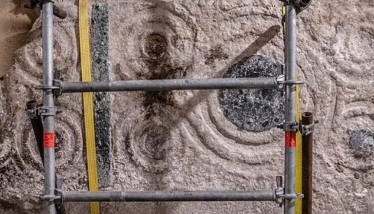 Ιερουσαλήμ:-Αρχαιολόγοι-ανακάλυψαν-μέρος-χαμένου-βωμού-του-Παναγίου-Τάφου!