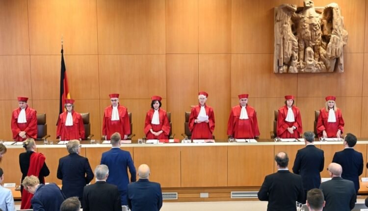 Ευρωπαϊκό-φιάσκο-–-Το-γερμανικό-Συνταγματικό-Δικαστήριο-μπλοκάρει-την-έκδοση-κοινού-χρέους-για-Ουκρανία-και-Άμυνα