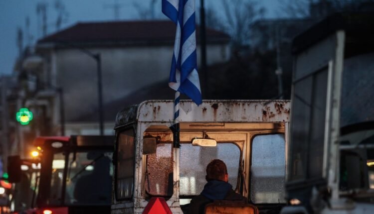 Βόλος:-Νέες-κινητοποιήσεις-αγροτών-–-Ζητούν-αποζημιώσεις-από-τις-καταστροφές-και-συνάντηση-με-Τσιάρα