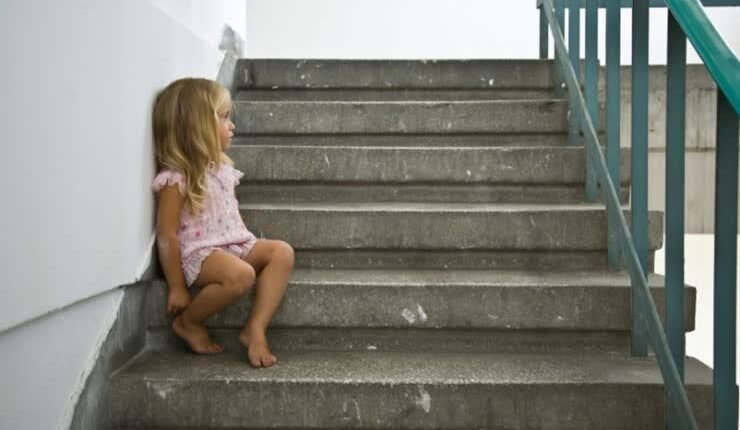 Μαύρο-βλέπουν-το-μέλλον-τα-ελληνικά-νοικοκυριά