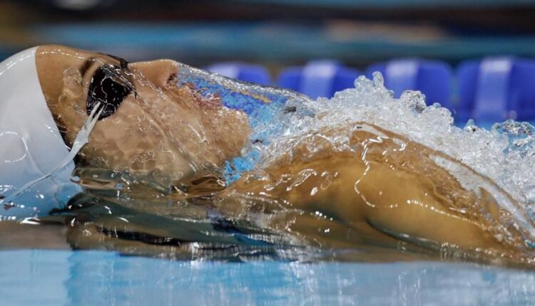 Κολύμβηση:-Εκτός-Δράκου-και-Μάρκος