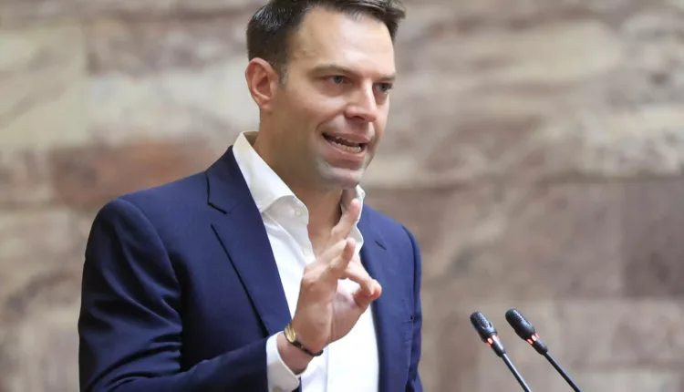 Κασσελάκης:-«Πώς-με-τέτοια-χρέη,-η-ΝΔ-κάνει-την-ακριβότερη-προεκλογική-καμπάνια-στην-Ευρώπη;»