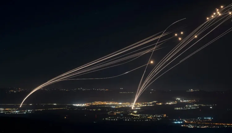 «Μπαρούτι»-η-Μέση-Ανατολή-–-Η-Χεζμπολάχ-εκτόξευσε-δεκάδες-ρουκέτες-εναντίον-του-Ισραήλ