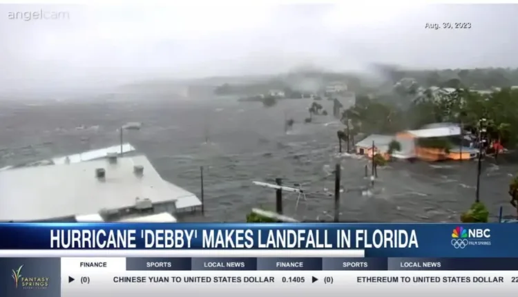 Φλόριντα:-Τουλάχιστον-4-νεκροί-και-κίνδυνος-για-“καταστροφικές”-πλημμύρες-από-την-καταιγίδα-Ντέμπι