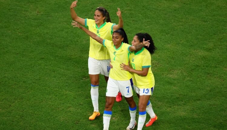 Ολυμπιακοί-Αγώνες-2024:-Νίκες-για-ΗΠΑ-και-Βραζιλία-στα-ημιτελικά-του-Ποδοσφαίρου-Γυναικών-και-διεκδικούν-το-χρυσό