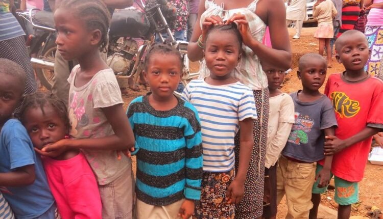 Νέα-εποχή-στη-Σιέρα-Λεόνε:-Απαγορεύθηκαν-οι-γάμοι-ανηλίκων-στην-πάμπτωχη-χώρα-της-Αφρικής