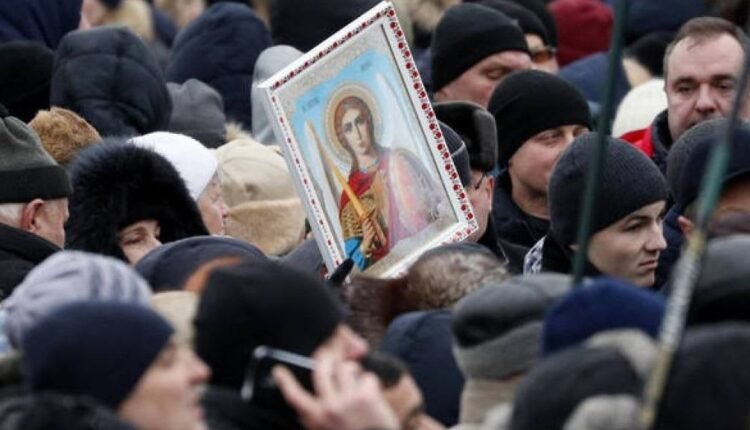 Η-Ουκρανία-απαγόρευσε-την-Ορθόδοξη-Εκκλησία-που-συνδέεται-με-τη-Μόσχα-–-Αντίδραση-της-Ρωσίας