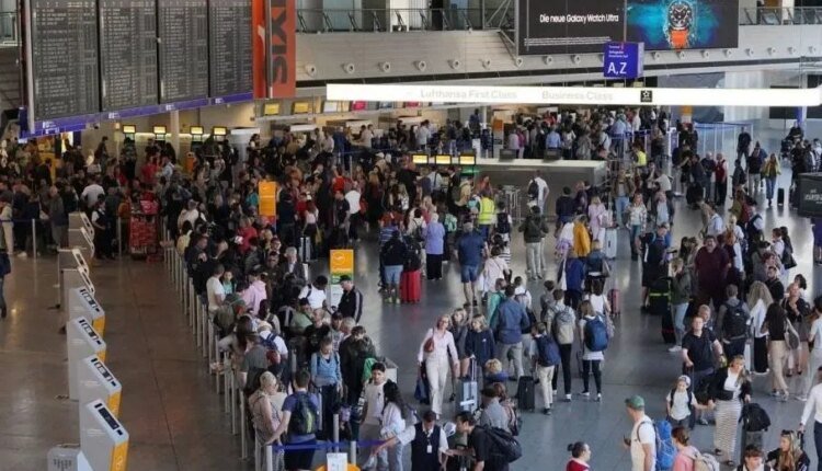 Σε-κατάσταση-εκτάκτου-ανάγκης-το-Ισραήλ-–-Εκτρέπονται-οι-πτήσεις-από-και-προς-το-Τελ-Αβίβ