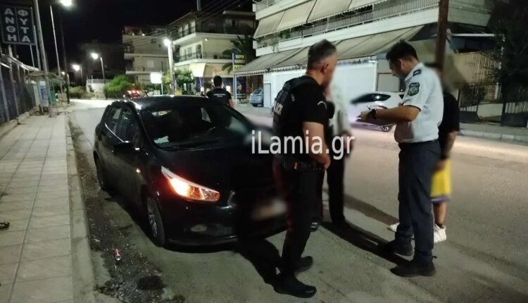 Επεισοδιακό-τροχαίο-στη-Λαμία-με-παράσυρση-18χρονης-Ρομά-–-Ο-οδηγός-ξυλοκοπήθηκε-άγρια-από-τους-συγγενείς-της-νεαρής