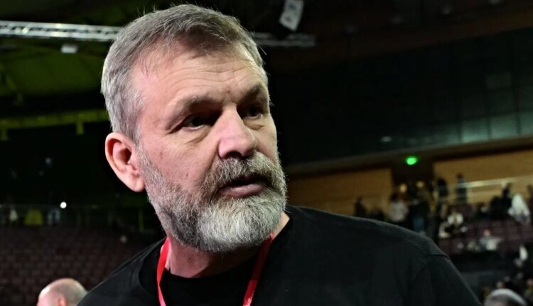 ΣΥΡΙΖΑ:-Ο-Απόστολος-Γκλέτσος-δηλώνει-«παρών»-για-την-ηγεσία-–-«Για-την-αριστερά-και-την-πατρίδα»