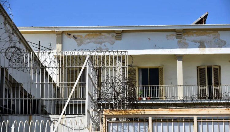 Φυλακές-Κορυδαλλού:-Συμπλοκή-μεταξύ-βαρυποινιτών-–-«Έπεσαν»-μπουνιές