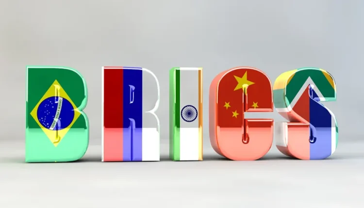 brics-και-sco-κόντρα-στο-νεοαποικιακό-οικονομικό-σύστημα-που-επέβαλε-η-Δύση-–-Στόχος-η-αποδολαριοποίηση