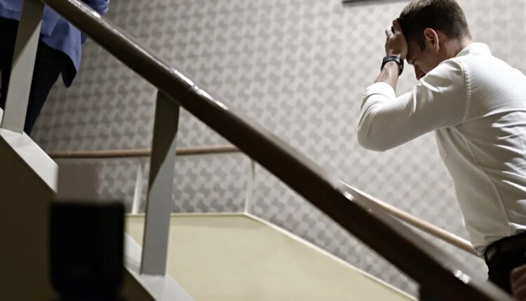 ΣΥΡΙΖΑ:-Η-Πολιτική-Γραμματεία-επικύρωσε-την-έκπτωση-Κασσελάκη-με-17–1