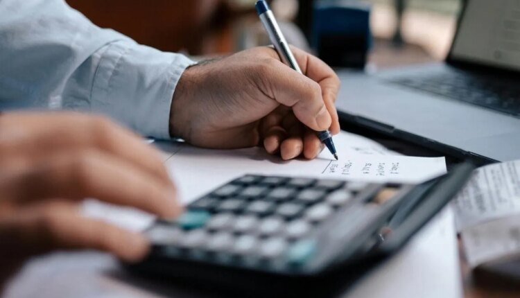 Μείωση-φορολογίας,-αύξηση-εισοδήματος-και-«φρένο»-στα-ενοίκια,-οι-τρεις-παρεμβάσεις-Μητσοτάκη