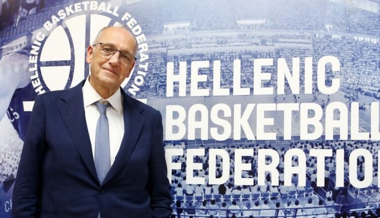 ΕΟΚ:-Παραμένει-πρόεδρος-της-ομοσπονδίας-ο-Βαγγέλης-Λιόλιος