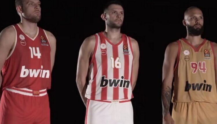 ΚΑΕ-Ολυμπιακός:-Οι-φανέλες-της-νέας-σεζόν