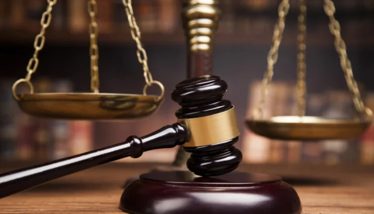 Έξι-μήνες-φυλάκιση-από-το-Πλημμελειοδικείο-Θεσσαλονίκης-σε-οδηγό-ταξί-επειδή-ρώτησε-πελάτη-αν-έχει-σχέση-με-κοπέλα