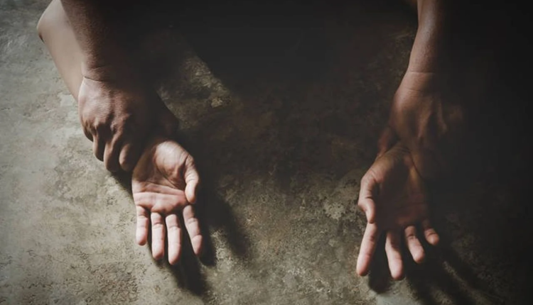 Τούρκος-που-του-είχε-δοθεί-άσυλο-βίασε-24χρονη-τουρίστρια-από-τη-Βρετανία-σε-ξενοδοχείο-στο-κέντρο-της-Αθήνας