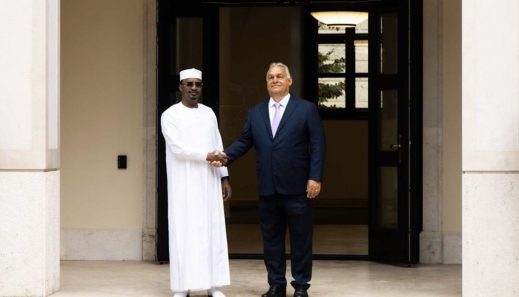 Τι-γυρεύει-ο-Ορμπαν-στην-Αφρική