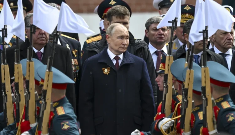 Ο-Πούτιν-έβαλε-και-την-Ελλάδα-στη-λίστα-των-εχθρικών-χωρών-προς-την-Ρωσία