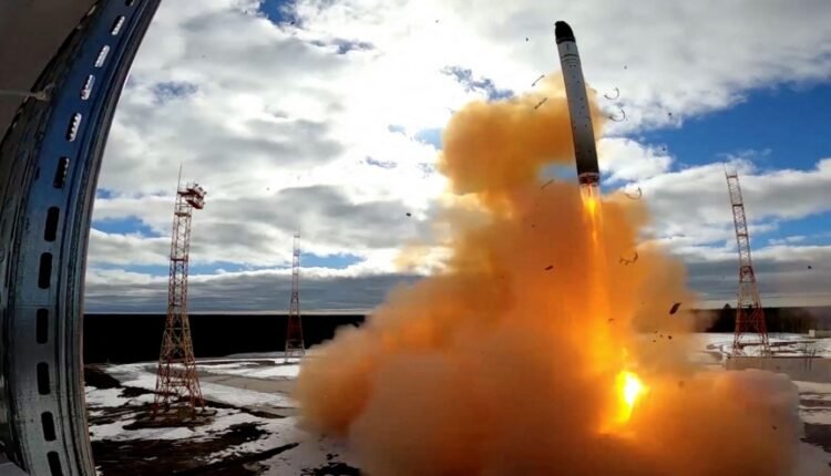 Εάν-η-Ρωσία-χτυπηθεί-με-όπλα-του-ΝΑΤΟ-θα-κάψει-το-Κίεβο-στη-θερμοβαρική-κόλαση-της-βόμβας-foab…-44.000-κιλά-εκρηκτικά