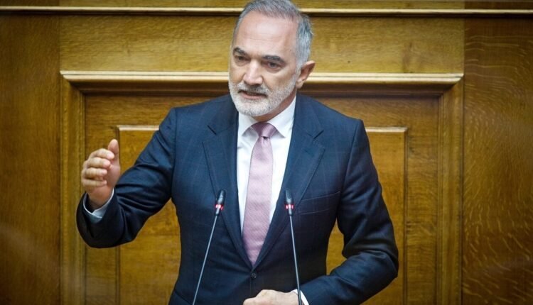 «Για-τα-μάτια»-των-ΚΧατζηδάκη-και-ΑΓεωργιάδη-διαγράφηκε-από-τη-ΝΔ-ο-Μ.Σαλμάς!