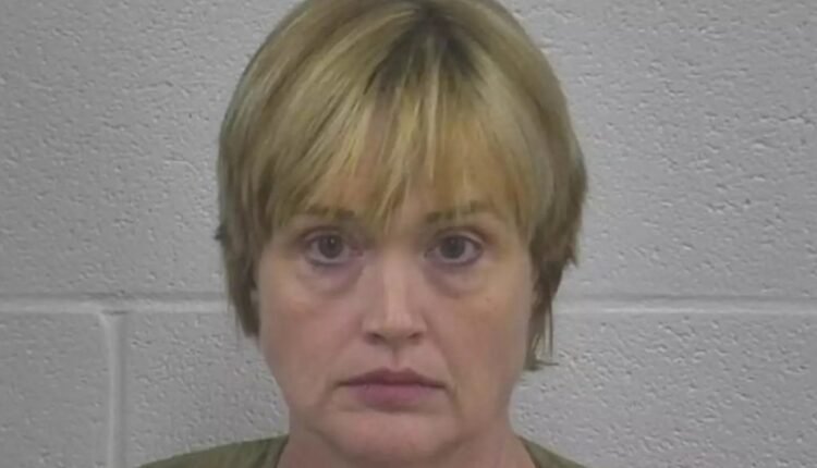 Πλήρωσε-εκτελεστή-10.000-δολάρια-σε-bitcoin-για-να-σκοτώσει-τη-σύζυγο-του-άνδρα-που-γνώρισε-σε-εφαρμογή-γνωριμιών