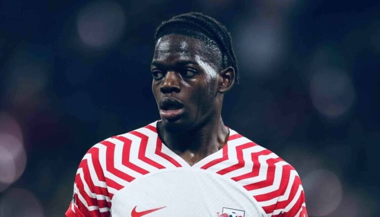 Μνηστήρες-για-τον-Καστελό-Λουκέμπα-της-Λειψίας