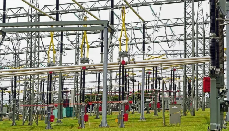 Το-Ιράν-θέλει-να-γίνει-ενεργειακό-κέντρο-των-brics