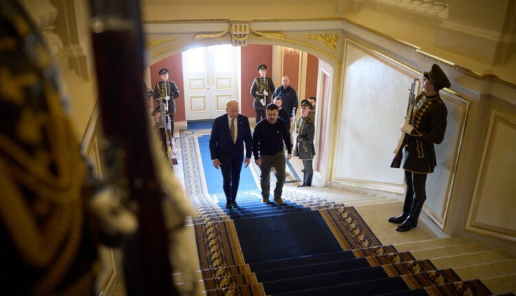 Όπλα-μεγάλου-βεληνεκούς-δίνουν-οι-ΗΠΑ-στους-Ουκρανούς