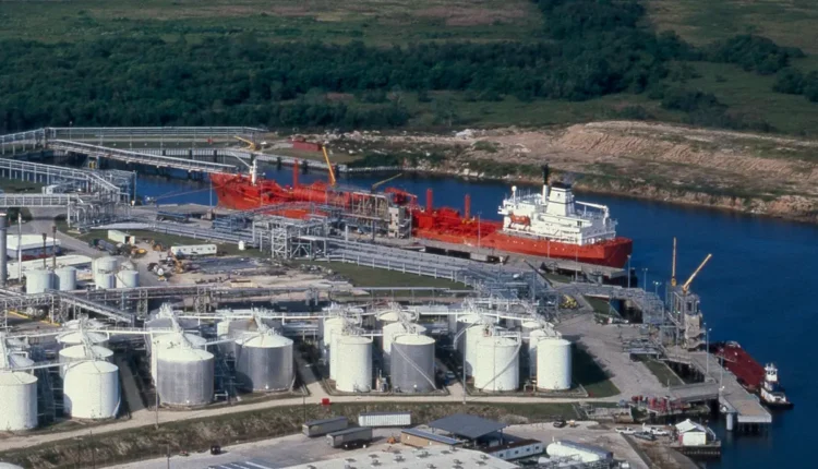 Οι-ΗΠΑ-εμπορεύονται-ανύπαρκτο-lng-σε-όλο-τον-κόσμο