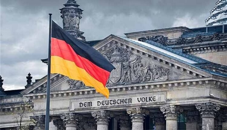 Σε-σοκ-η-γερμανική-κοινωνία-–-Στα-46-δισ.-οι-πληρωμές-επιδομάτων-για-2,9-εκατ-μετανάστες…-σαρρώνει-το-afd