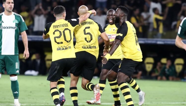 super-league:-Νίκησε-και-πάτησε-κορυφή-η-ΑΕΚ,-έχασε-και-άλλο-έδαφος-ο-Παναθηναϊκός