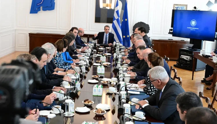 Μητσοτάκης:-Ανησυχούμε-για-την-κατάσταση-στη-Μέση-Ανατολή-–-Σχέδιο-εκκένωσης-για-τους-Έλληνες-στον-Λίβανο