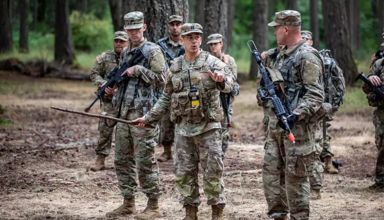 Το-Παρίσι-δεν-έχει-εγκαταλείψει-την-ιδέα-να-στείλει-γαλλικά-στρατεύματα-στην-Ουκρανία