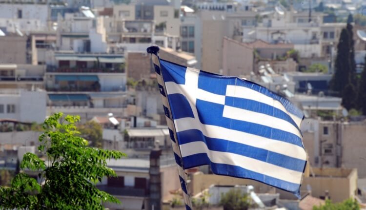 Βουλευτής-ΝΔ-προς-Χατζηδάκη:-«Δώσαμε-ως-πολιτεία-στις-τράπεζες-και-στα-funds-και-το-πεπόνι-και-το-μαχαίρι»