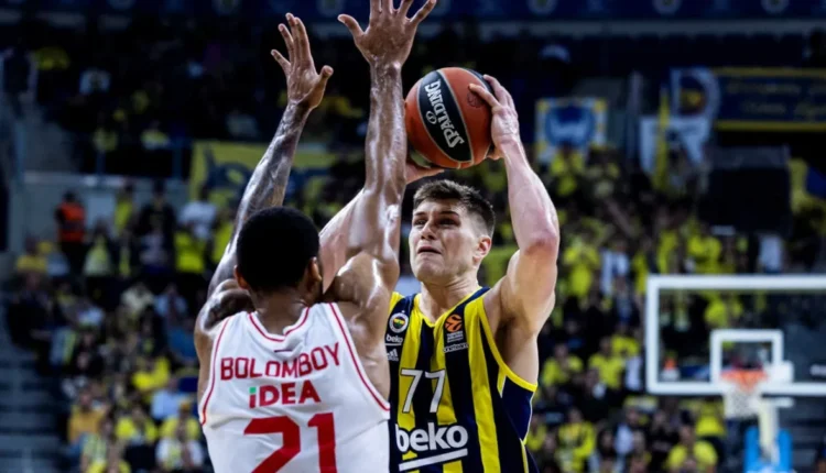 Ευρωλίγκα:-Έκανε-το-3/3-ο-Ερυθρός-Αστέρας,-νέα-ήττα-για-Ρεάλ