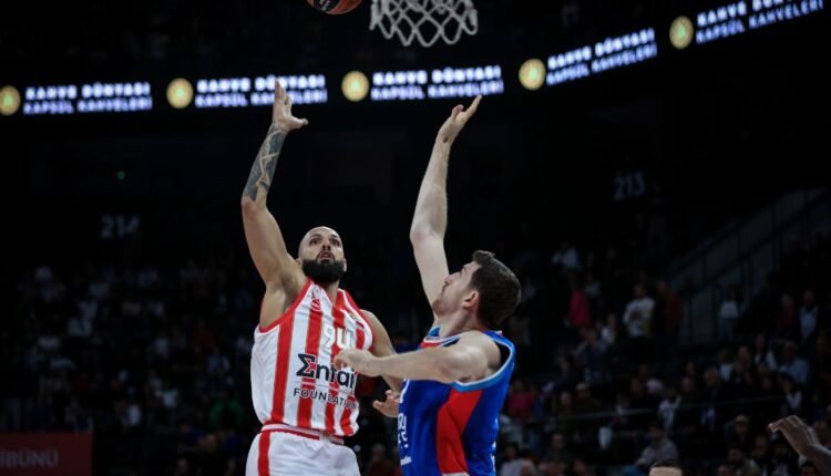 euroleague:-Πλήρωσε-τα-λάθη-του-και-ηττήθηκε-από-την-Εφές-ο-Ολυμπιακός