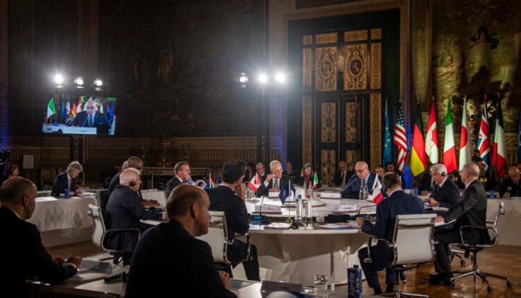 g7:-Οι-υπουργοί-Άμυνας-υποστηρίζουν-τη-«μη-αναστρέψιμη-πορεία»-της-Ουκρανίας-προς-ένταξη-στο-ΝΑΤΟ